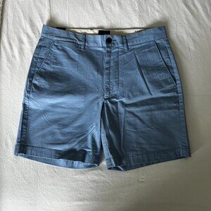J. Crew 7" stretch chino short (Size 30)